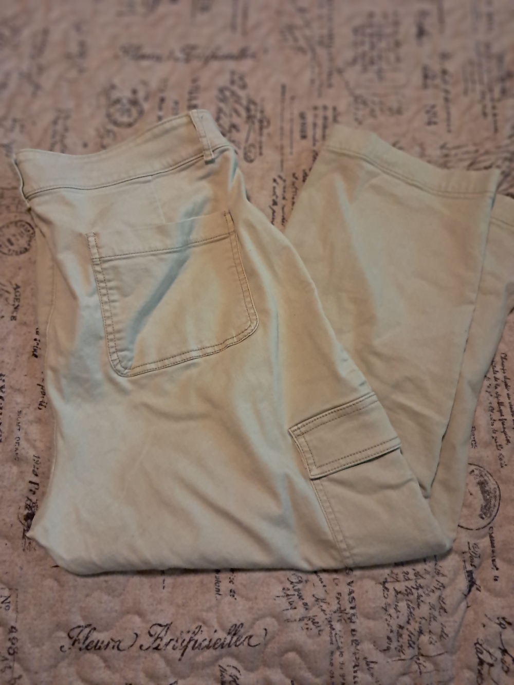 LOFT Cropped Cargo Pants in Light Tan